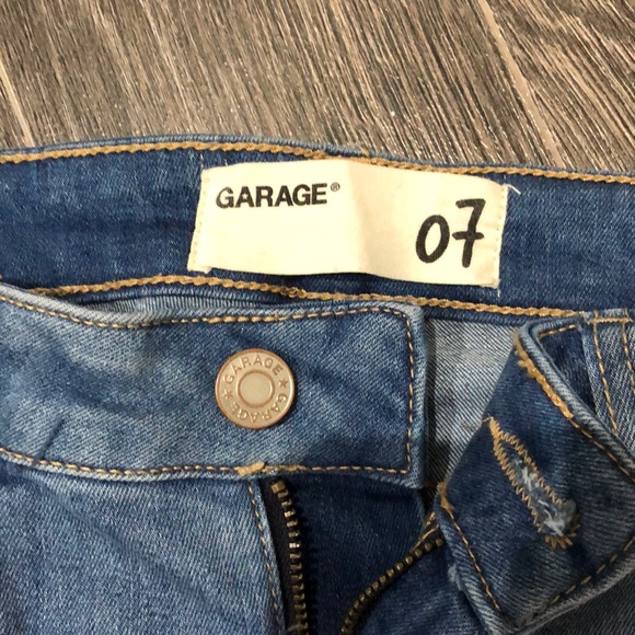 🌼3 for 40$🌼Garage Ripped Light Blue Jeans - Picture 3 of 5